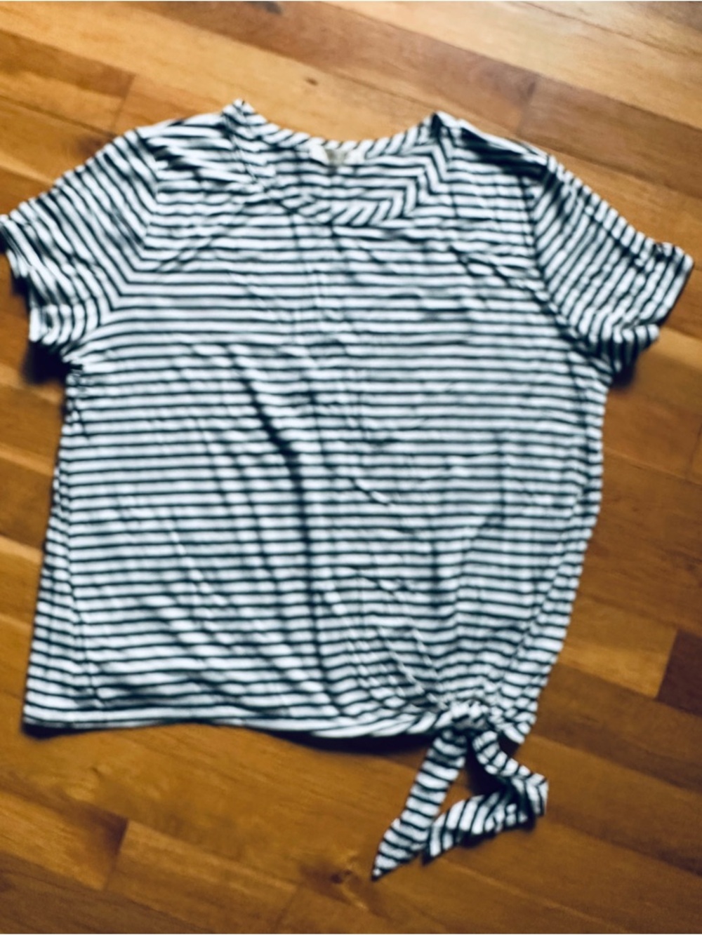 Olivia + Joy Black & White Striped Short Sleeve Tie-Hem‎ Top
